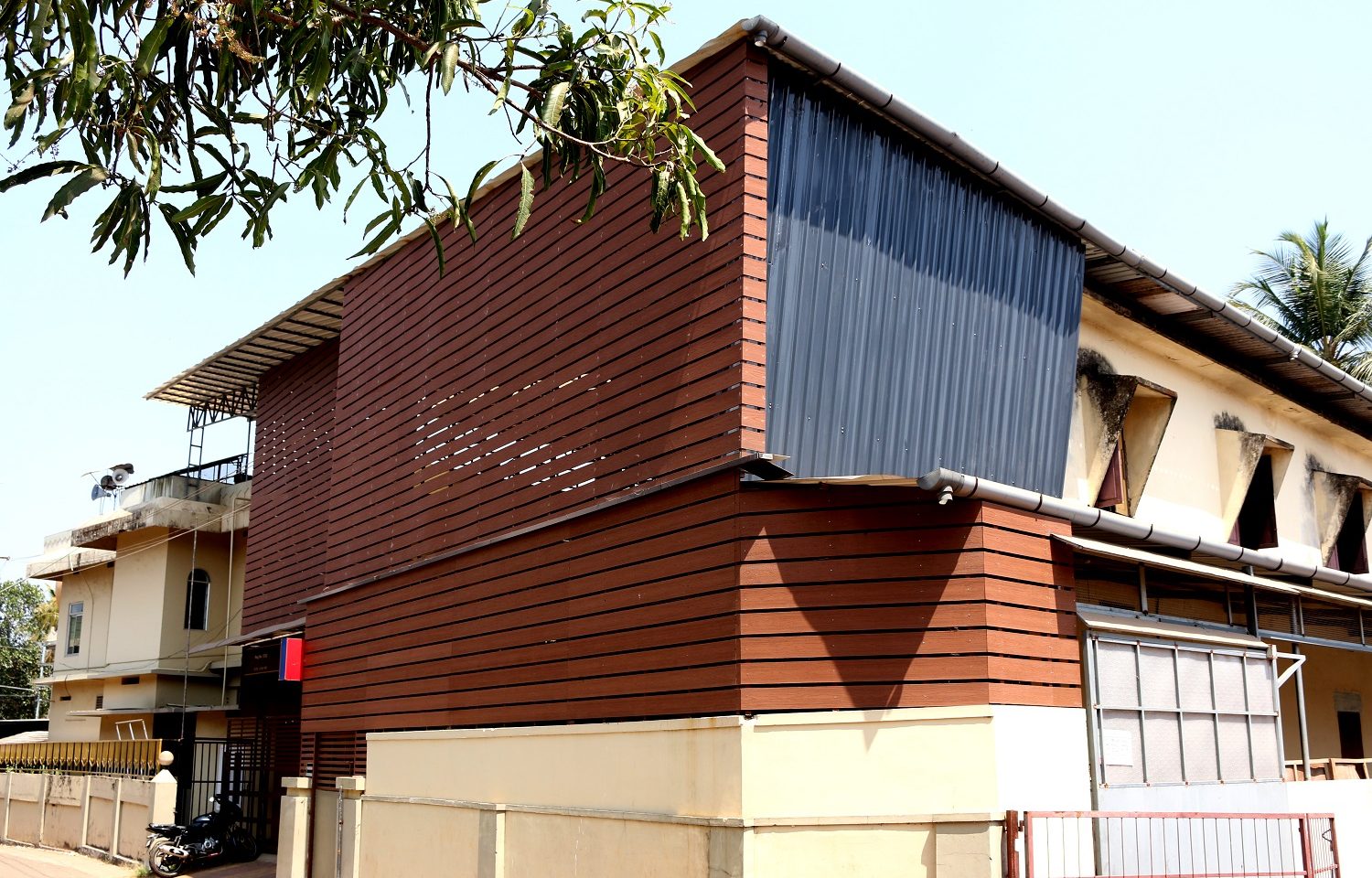 Low-Maintenance Exteriors